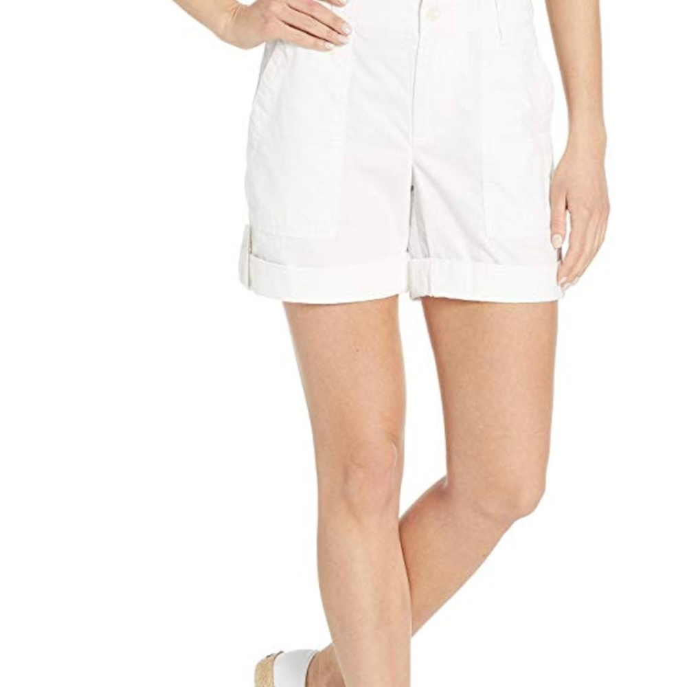 White preppy shorts